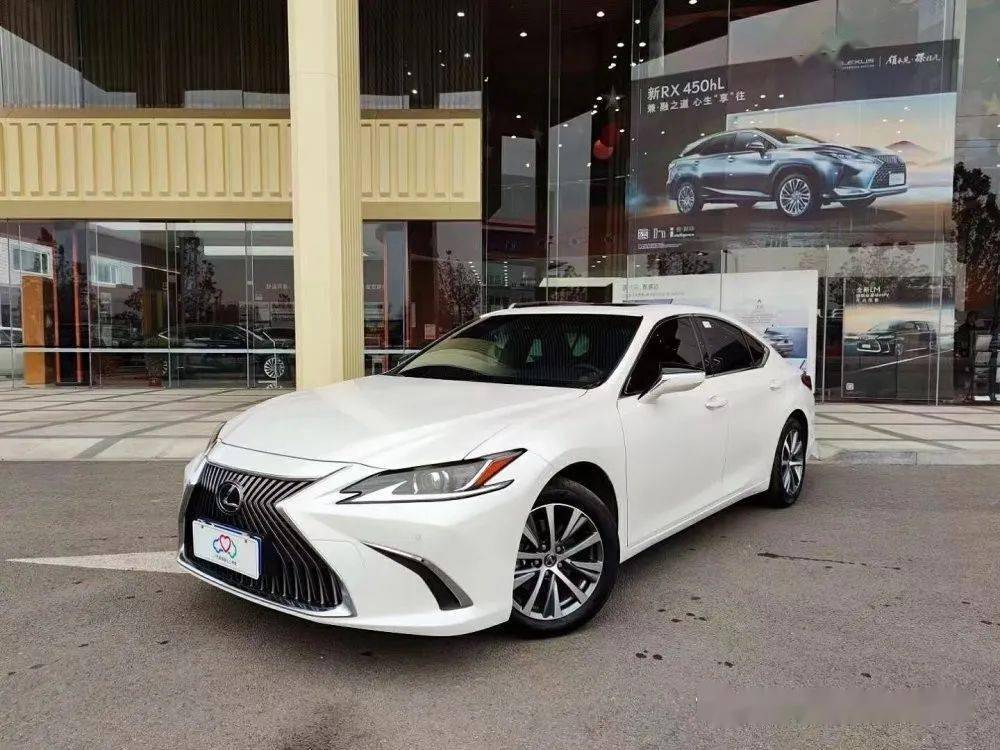 凌志ES200卓越版2018款车型概览及报价图片详述